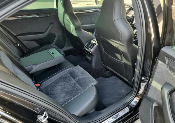 Skoda Superb cena 150000 przebieg: 85000, rok produkcji 2019 z Koprzywnica małe 562